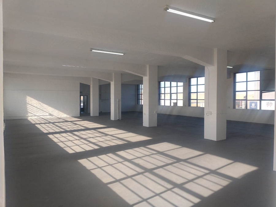 To Let Commercial Property for Rent in Paarden Eiland Western Cape